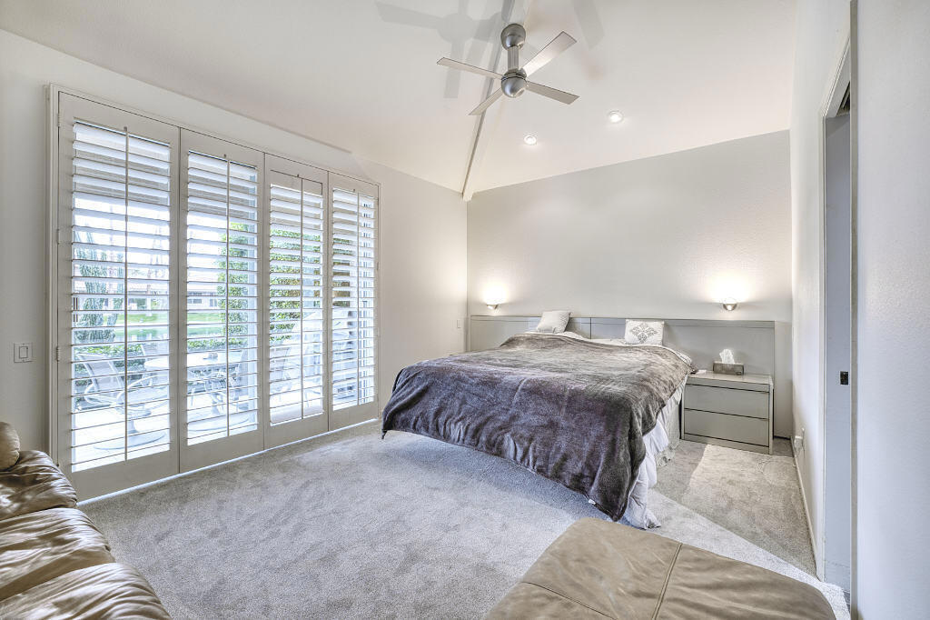 Lake Mirage Racquetball Club - Residential Lease