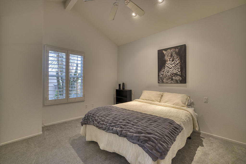 Lake Mirage Racquetball Club - Residential Lease