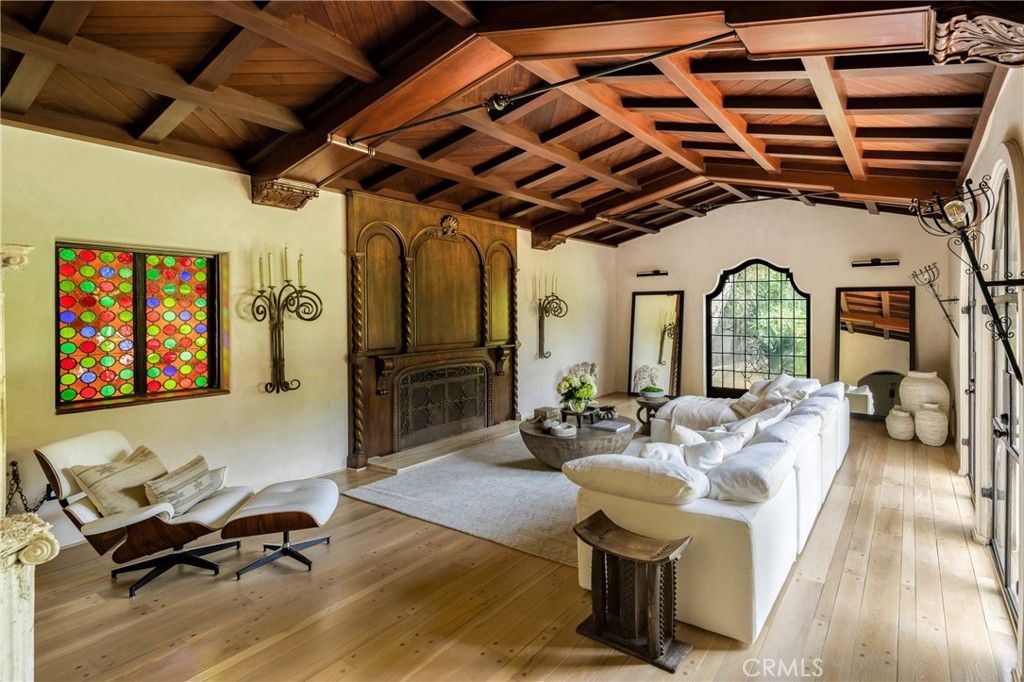 Photo of 1851 Outpost Drive, Hollywood Hills, CA 90068 (MLS # SR25230720)