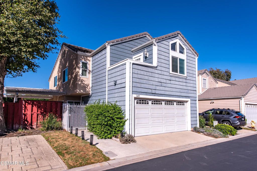 Photo of 1425 Clayton Way, Simi Valley, CA 93065 (MLS # 225005290)