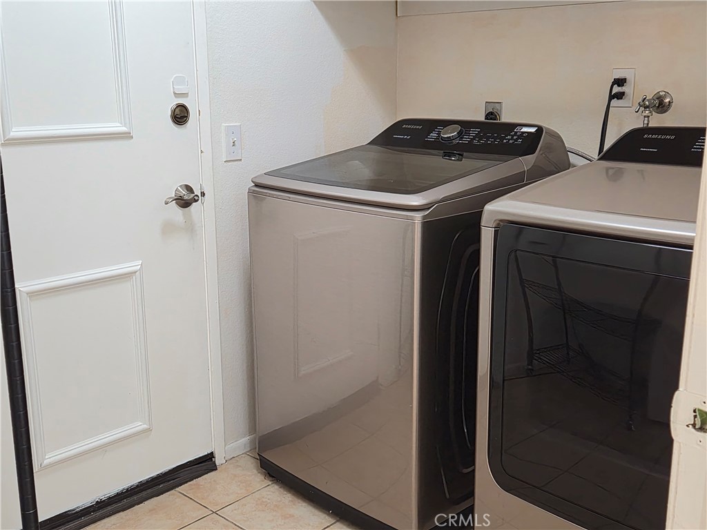 Orangewood (148) - Residential Lease