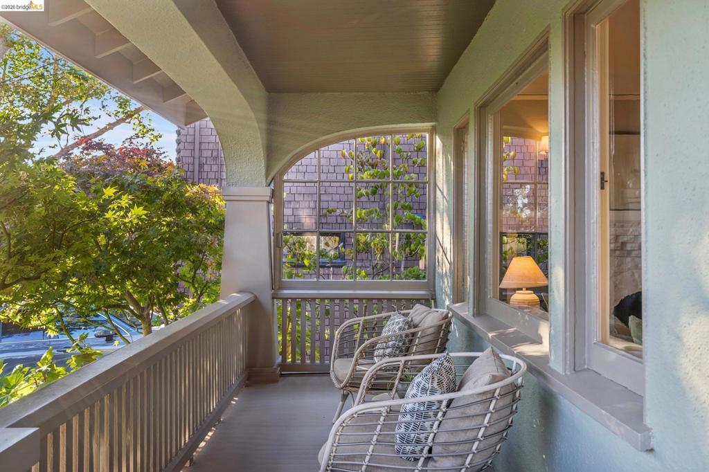 6 Greenbank Avenue
