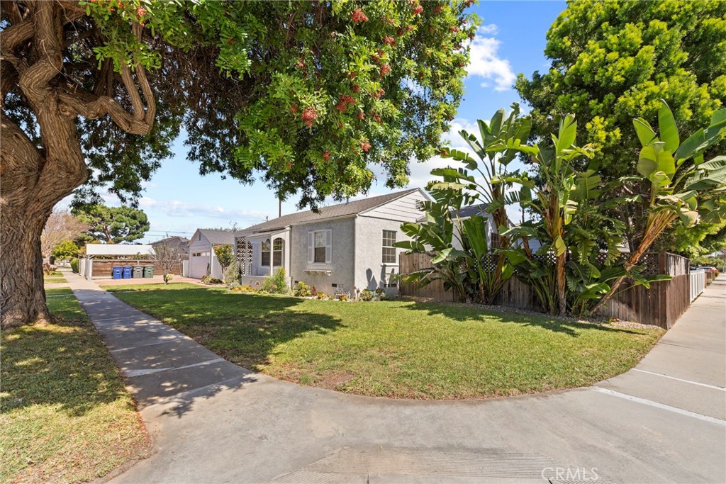 5960 Pepperwood Avenue