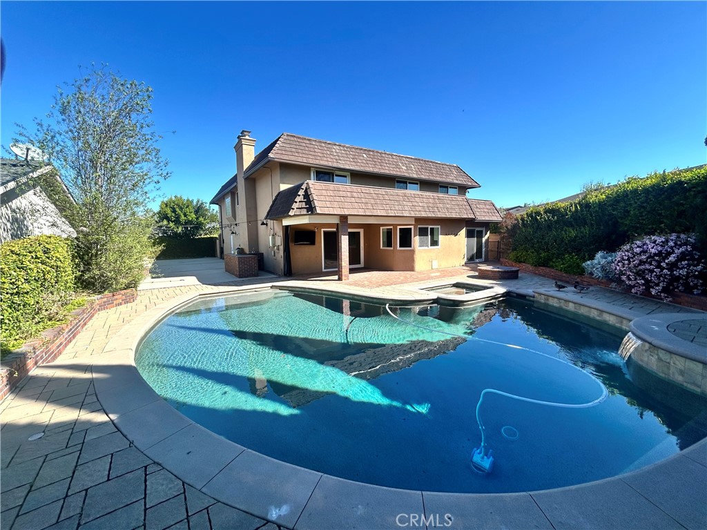 Properties 1 7926 E Garner