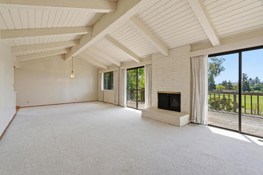 8050 Chardonay Court