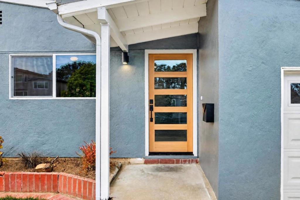 774 Alta Loma Drive