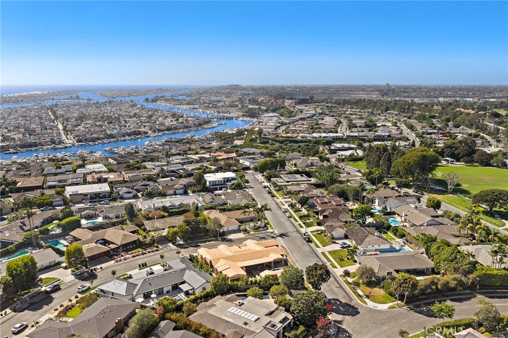 1900 Altura Drive, Corona Del Mar, CA 92625 — MLS #NP26198553 — photo 9 of 24