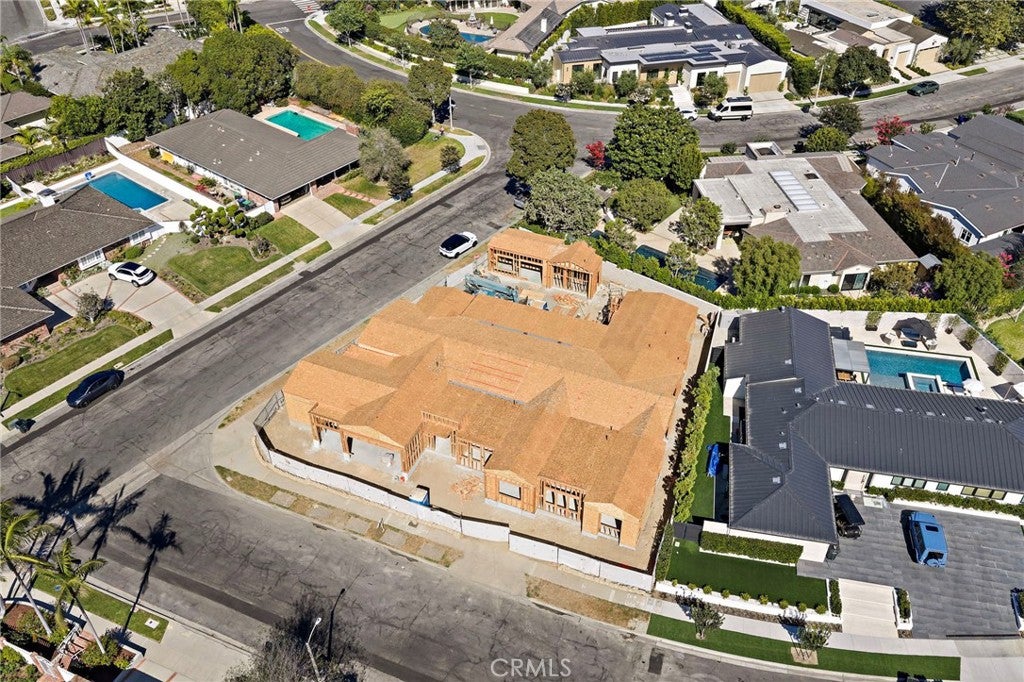 1900 Altura Drive, Corona Del Mar, CA 92625 — MLS #NP26198553 — photo 14 of 24