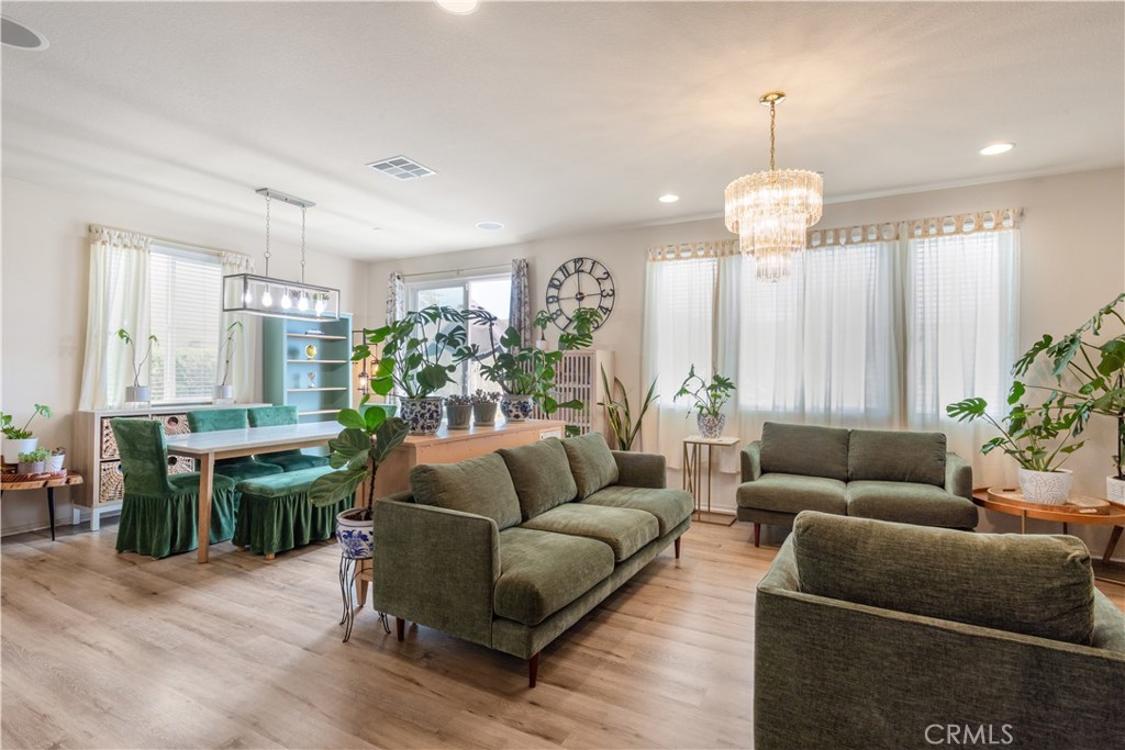 27993 Calle Casera NW 158