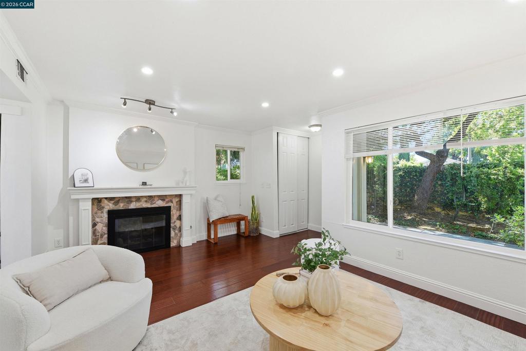 1295 Crescent Ter.