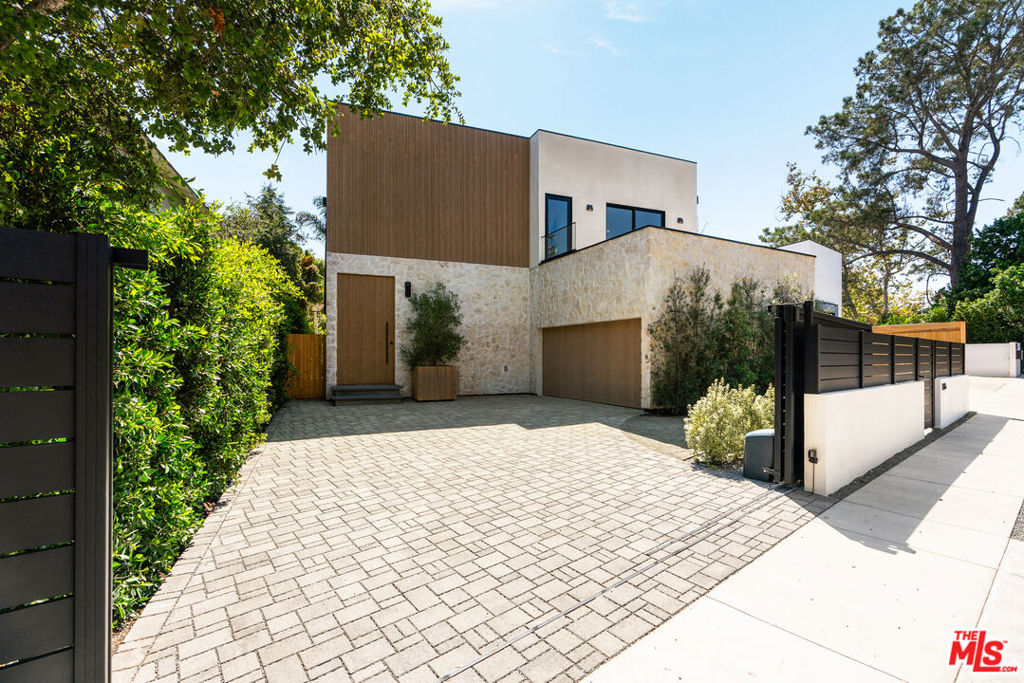 1185 Mcclellan Drive