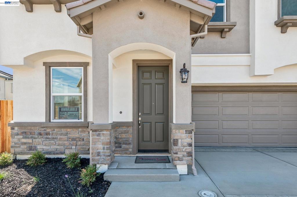 122 Creek View Cir