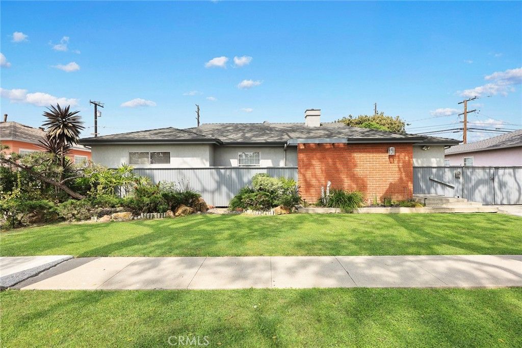 Photo of 11151 Wagner St, Culver City, CA 90230 (MLS # WS26067050)