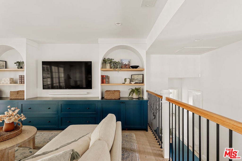 4257 Don Luis Drive