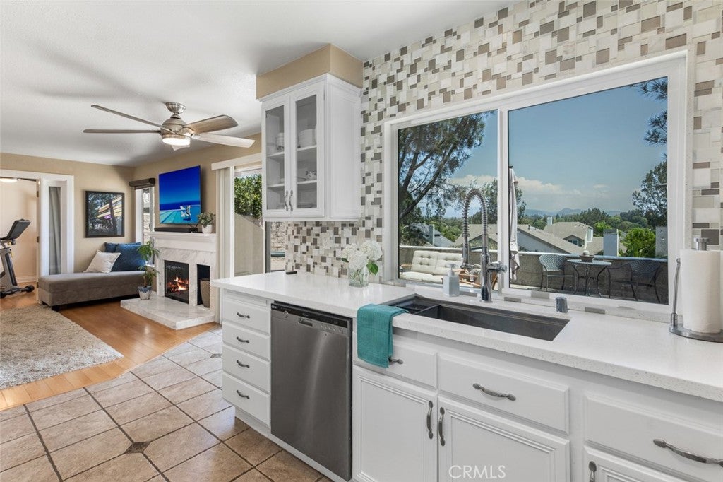 10 Windflower, Aliso Viejo CA 92656 - Photo 11