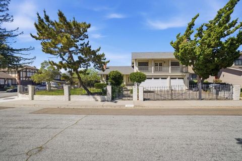 Photo of 2811 Glen Firth Drive, San Jose, CA 95133 (MLS # ML82038240)