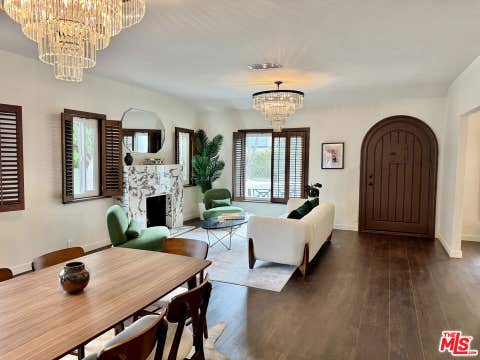 Photo of 636 N Curson Avenue, Los Angeles, CA 90036 (MLS # 26872743)