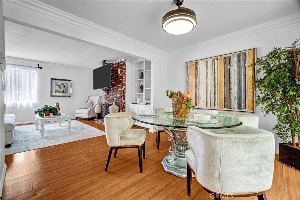 232 W 11th 3