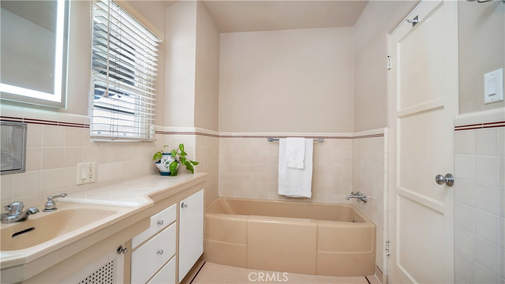 Floral Park - Residential
