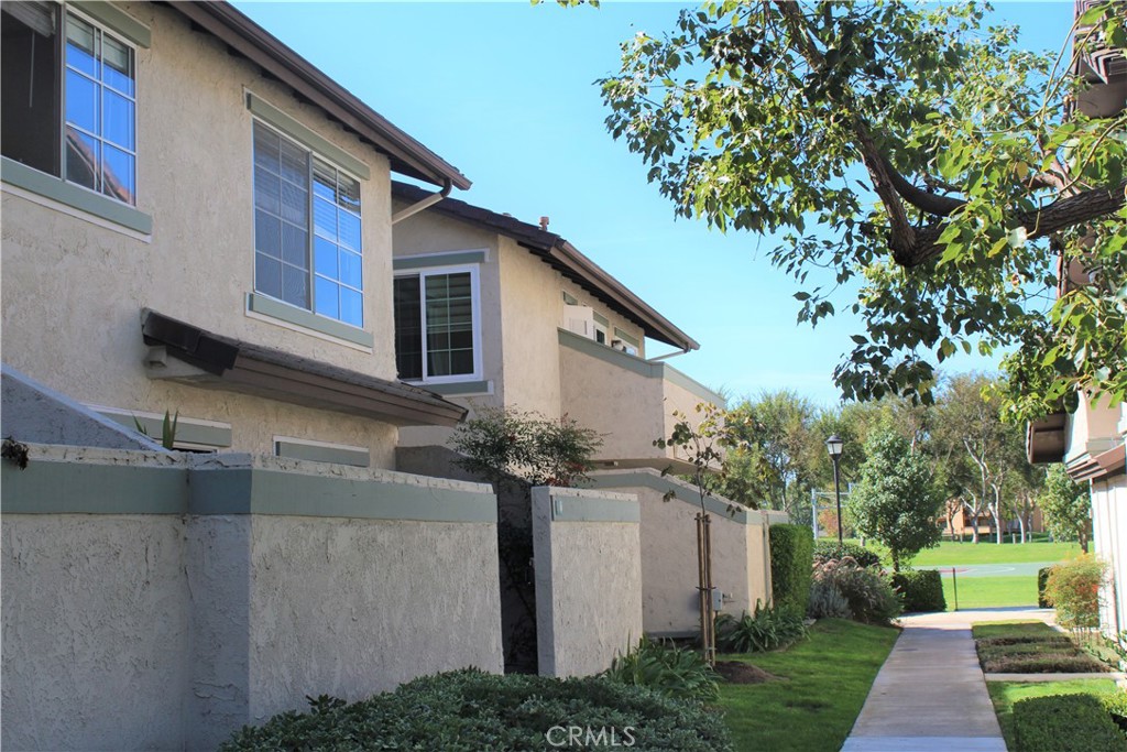 Columbia Square (CS) - Residential Lease