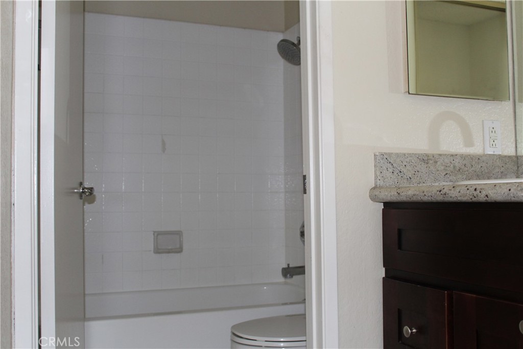 Columbia Square (CS) - Residential Lease