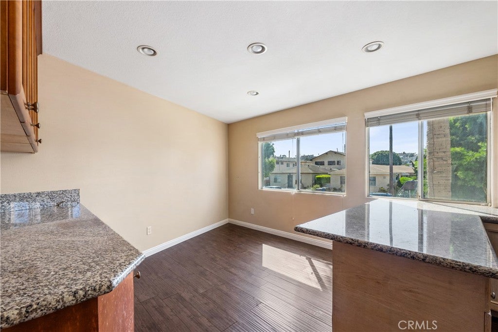 2222 S Mesa