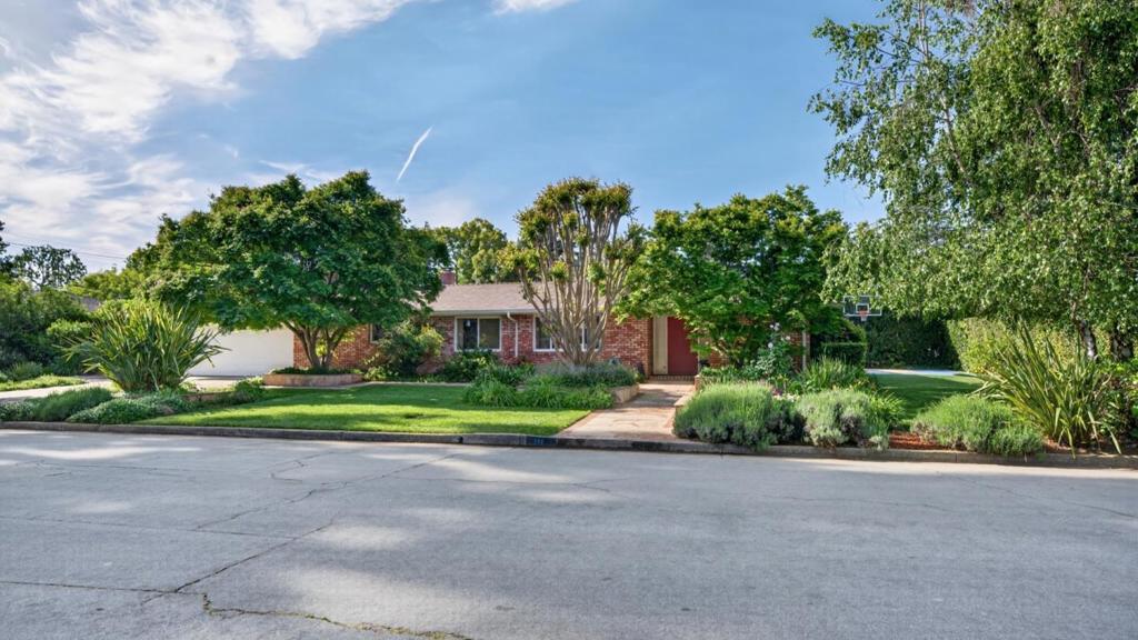 198 Pine Lane