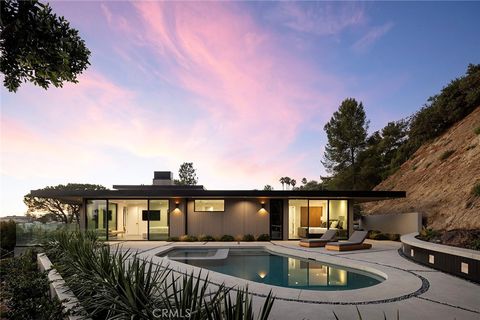 Photo of 9015 Alto Cedro Drive, Beverly Hills, CA 90210 (MLS # LG25177025)