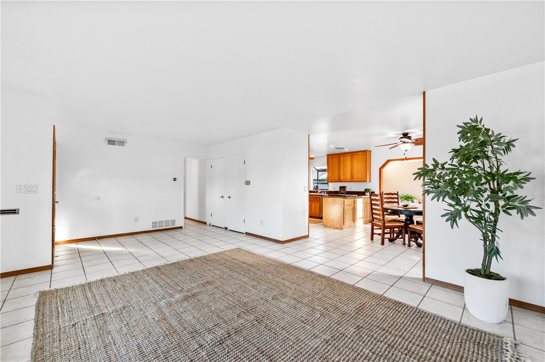 Starlite Huntington (SHUN) - Residential Lease