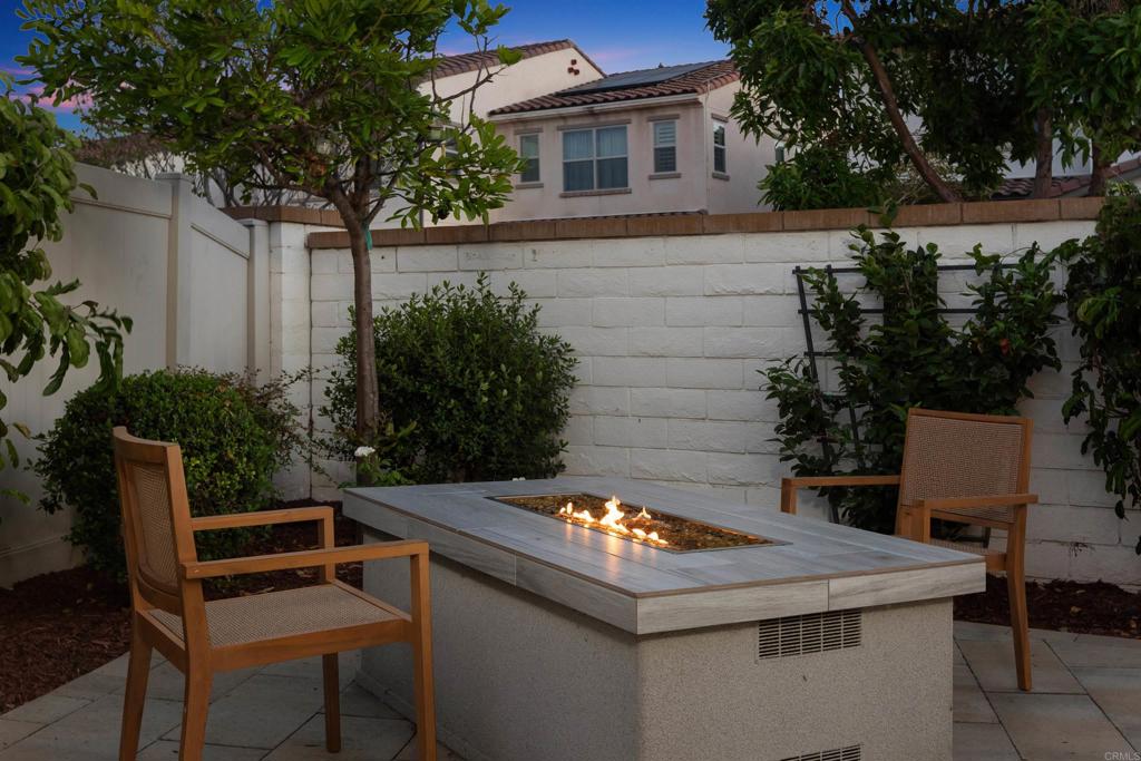 208 Garnet Way