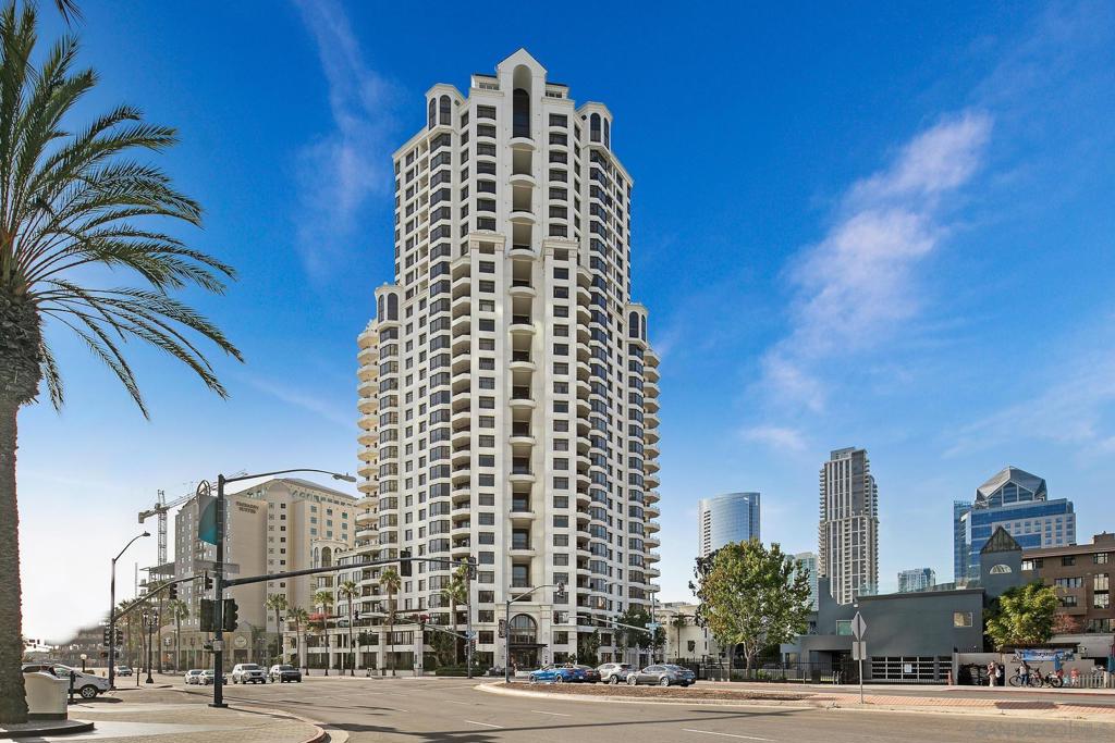 This is by far the best townhome @ Park Place. This 1,753 Sqft townhome features 3 bedrooms 3.5 baths with so many incredible balconies and decks for entertaining. This townhome has the 2nd most outdoor square footage of any other unit in Park Place total!!! Entertainers dream in the city. You have pool level access and BBQ's right out side your living room patio. This townhome is so unique because there are no neighbors on either side as it is pretty much a free standing structure, with no elevators to deal with at all. 2 secured parking spaces on the garage level with are side by side and no exposure to anyone next to you. Storage unit included as well.