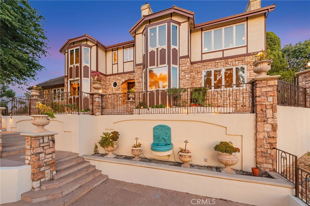 20585 Whispering Oaks Drive