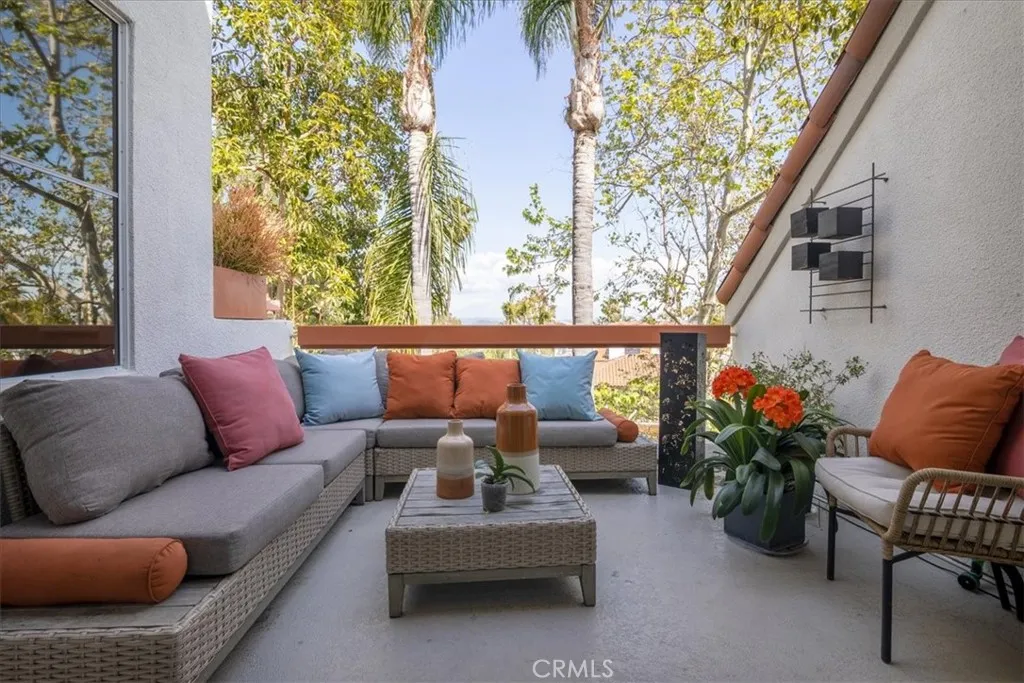 Dana Point, California 92629, United States, 3 Bedrooms Bedrooms, ,4 BathroomsBathrooms,Residential,Active,247629