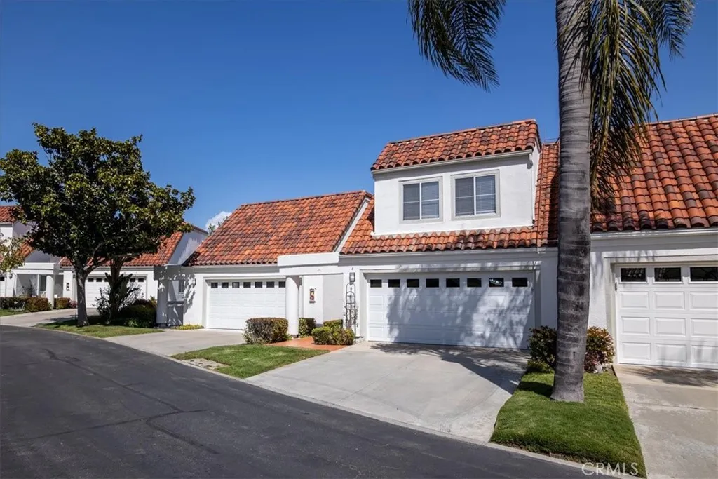 Dana Point, California 92629, United States, 3 Bedrooms Bedrooms, ,4 BathroomsBathrooms,Residential,Active,247629