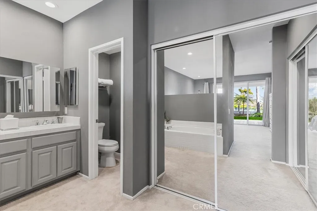 Dana Point, California 92629, United States, 3 Bedrooms Bedrooms, ,4 BathroomsBathrooms,Residential,Active,247629