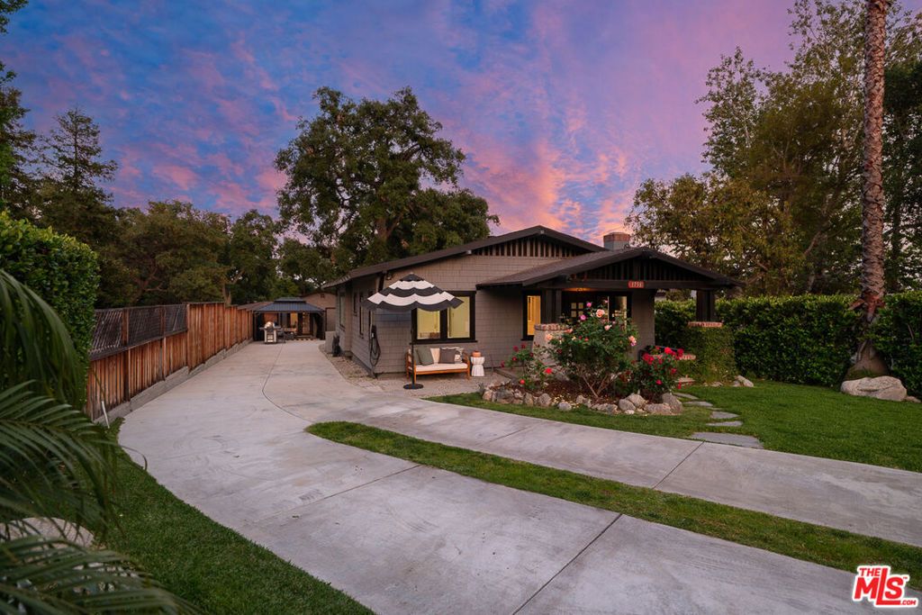 listing image 130720510010054808336