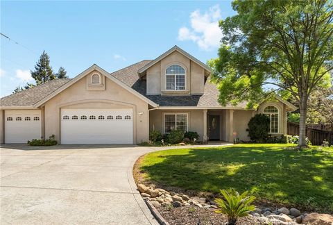 Photo of 14 Sparrow Hawk Ln, Chico, CA 95928 (MLS # SN26068633)