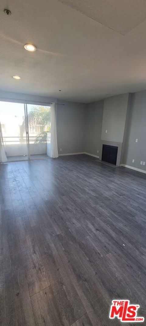 Photo of 1457 S Shenandoah Avenue #301, Los Angeles, CA 90035 (MLS # 26660711)