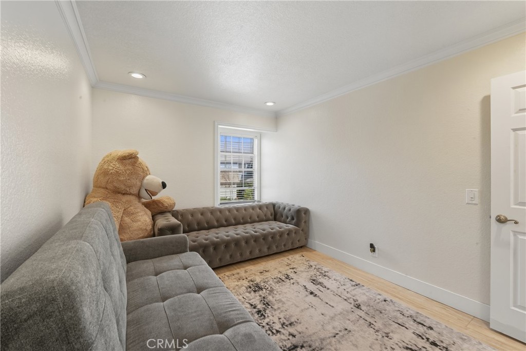 Embassy Pointe (EMPT) - Residential