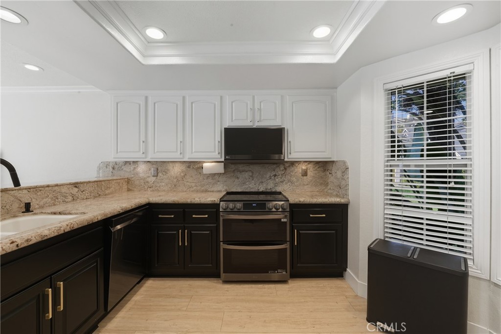 Embassy Pointe (EMPT) - Residential