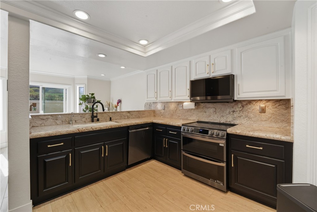 Embassy Pointe (EMPT) - Residential