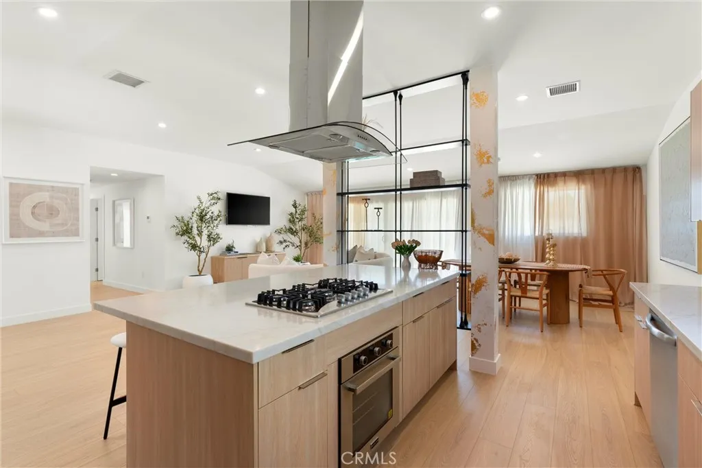 Buena Park, California 90620, United States, 3 Bedrooms Bedrooms, ,2 BathroomsBathrooms,Residential,Active,182819