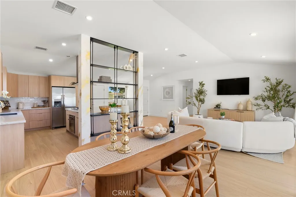 Buena Park, California 90620, United States, 3 Bedrooms Bedrooms, ,2 BathroomsBathrooms,Residential,Active,182819