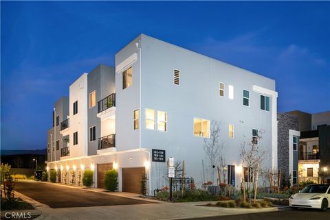 Photo of 195 Sash, Irvine, CA 92618 (MLS # OC25192333)