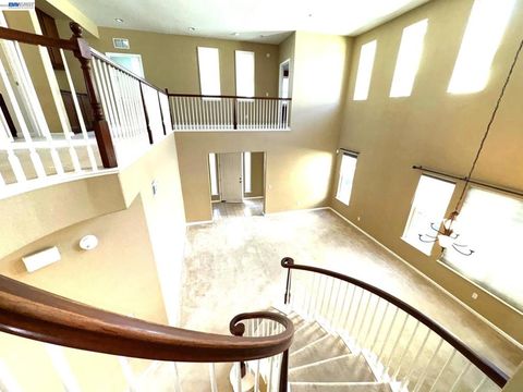 Photo of 1669 Marina Way,, Brentwood, CA 94513 (MLS # 41133131)