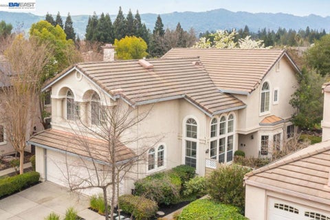 Photo of 690 Glasgow Cir Cir, Danville, CA 94526 (MLS # 41138579)