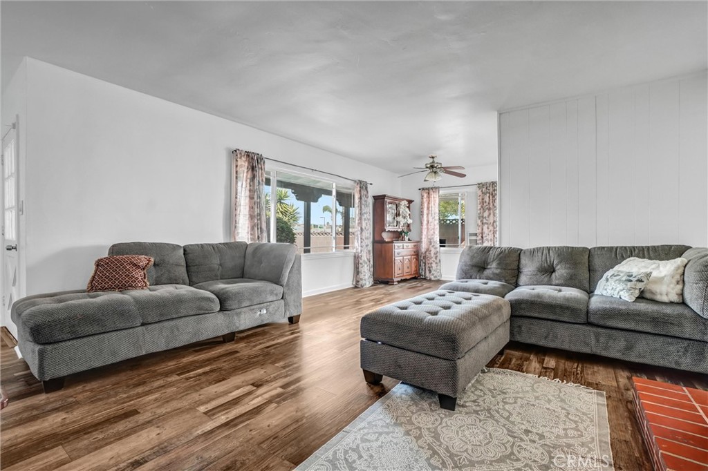 856 E Mcfadden Avenue