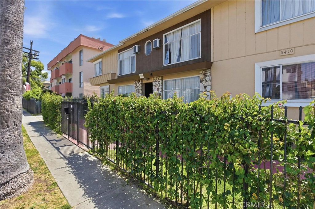 5408 Russell