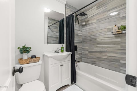 Tiny photo for 5105 Larkspur Drive, Ventura, CA 93001 (MLS # V1-37169)