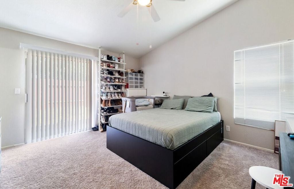 2156 Knollwood Court
